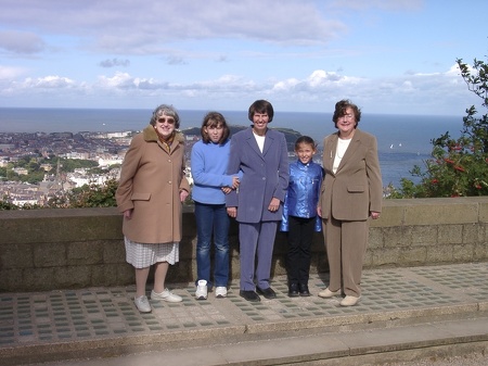 Hilda, Sarah, Hazel, Joanna and Ann at Oliver's Mount