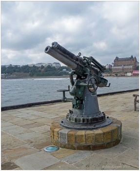  Vickers Pattern 13 pounder gun