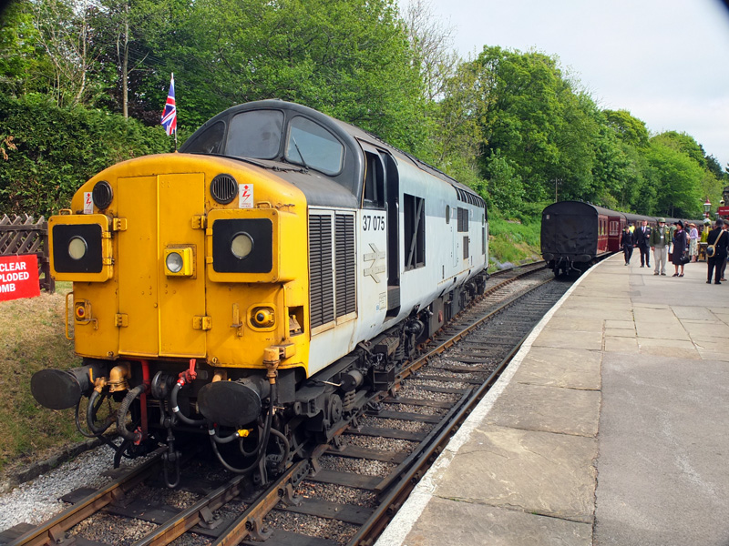 Class 37 at Oxenhope
