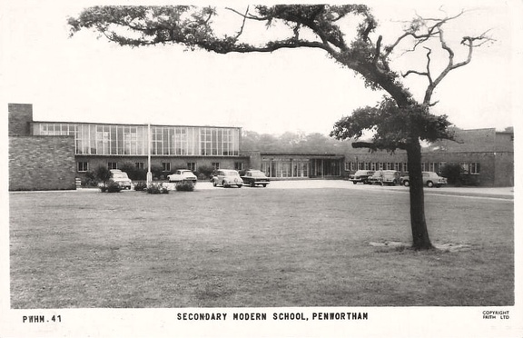 Secondary Modern School, Penwortham.jpg
